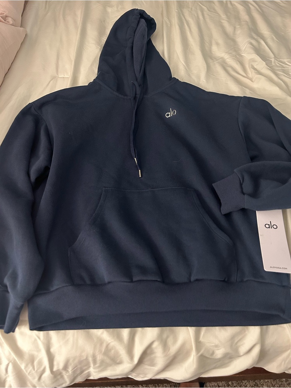 ALO Yoga Men's Dark Navy Pullover Hoodie 100 percent authentic accolade